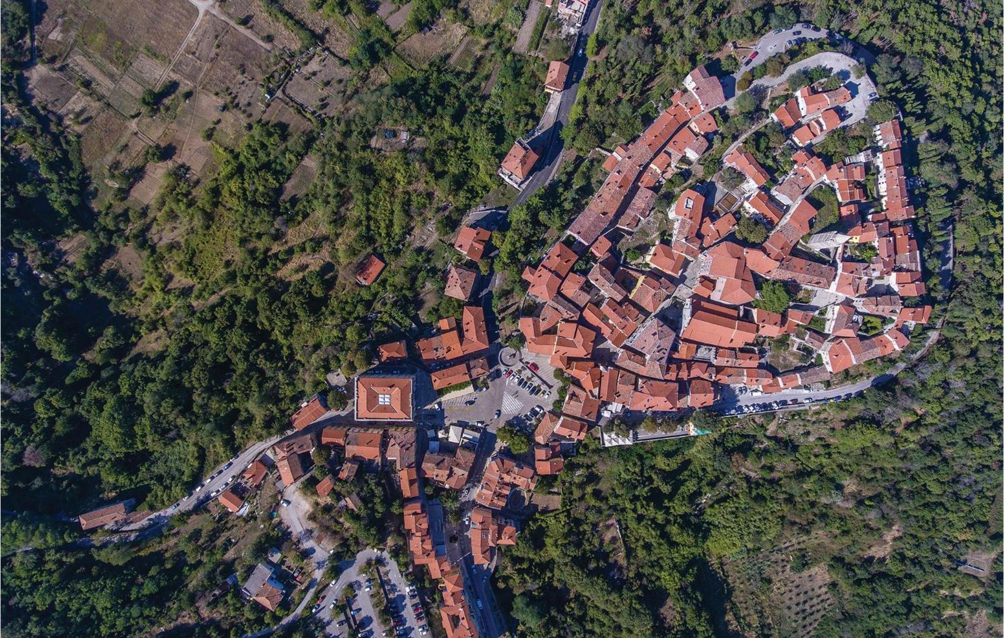2 Bedroom Gorgeous Apartment In Labin Rasa Экстерьер фото