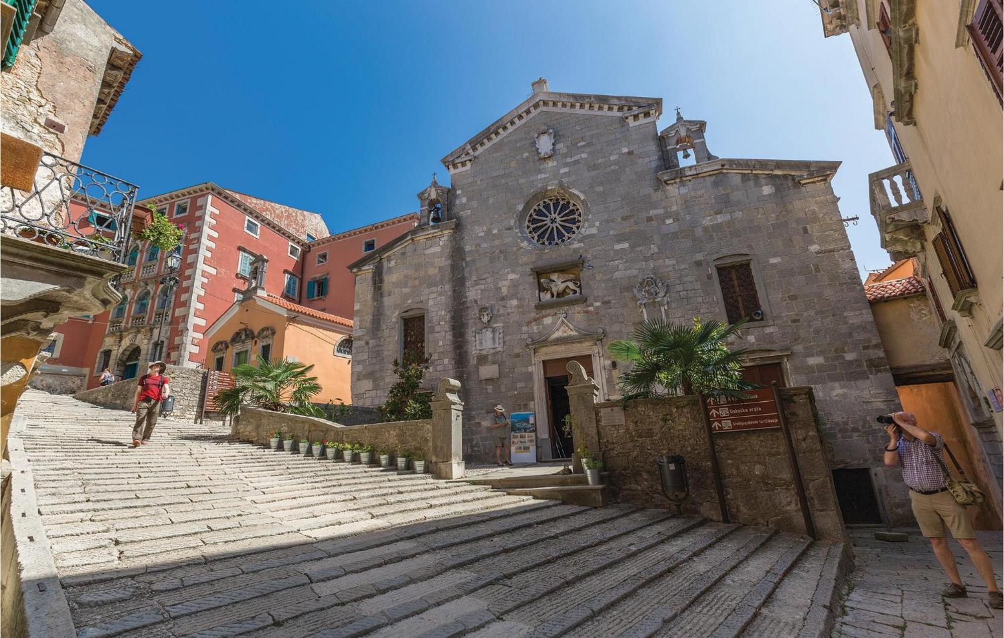 2 Bedroom Gorgeous Apartment In Labin Rasa Экстерьер фото